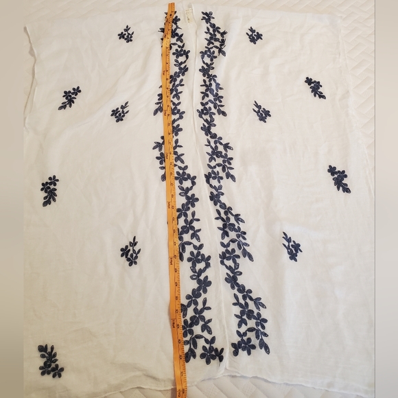 Cover up - Picture 6 of 13